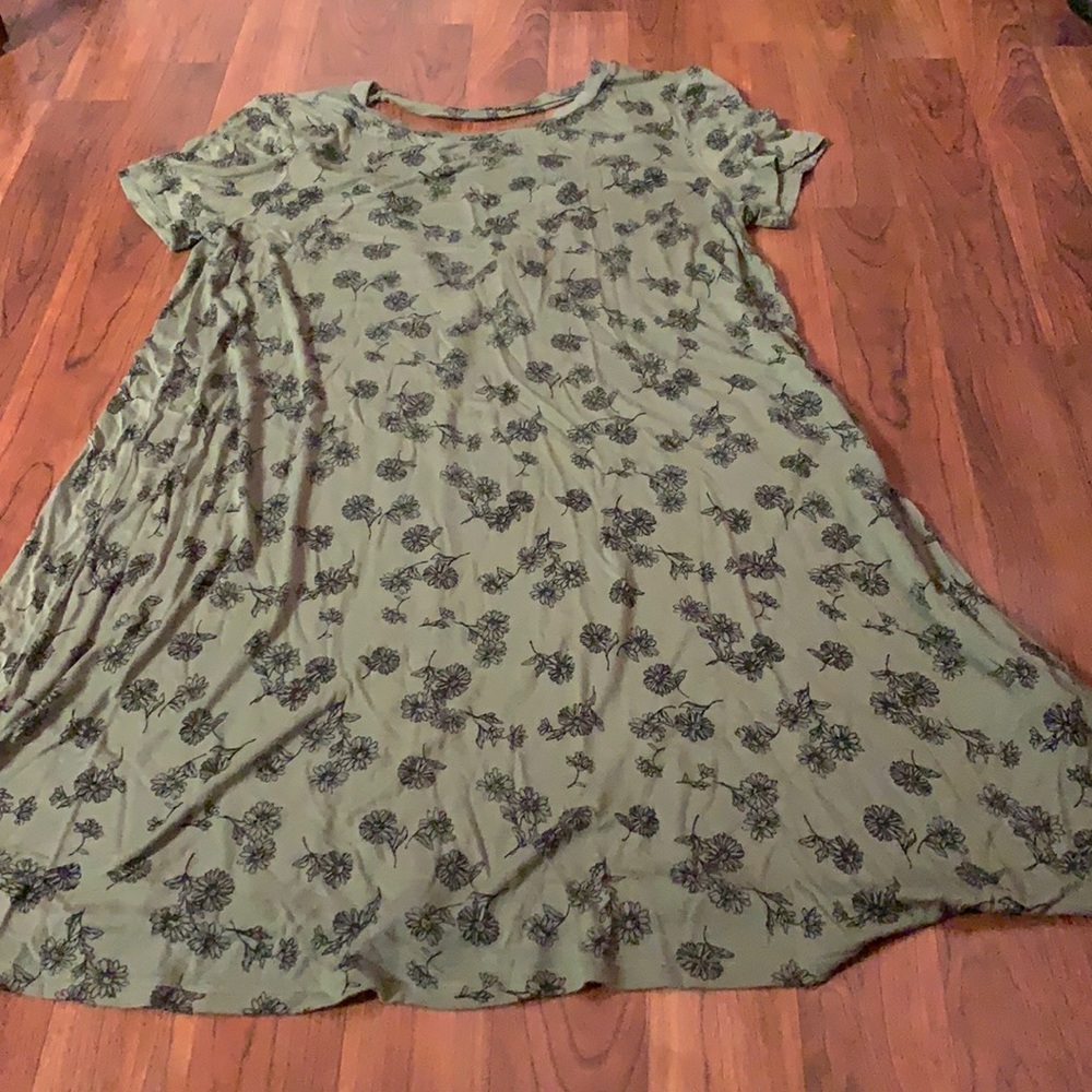 Floral print dress